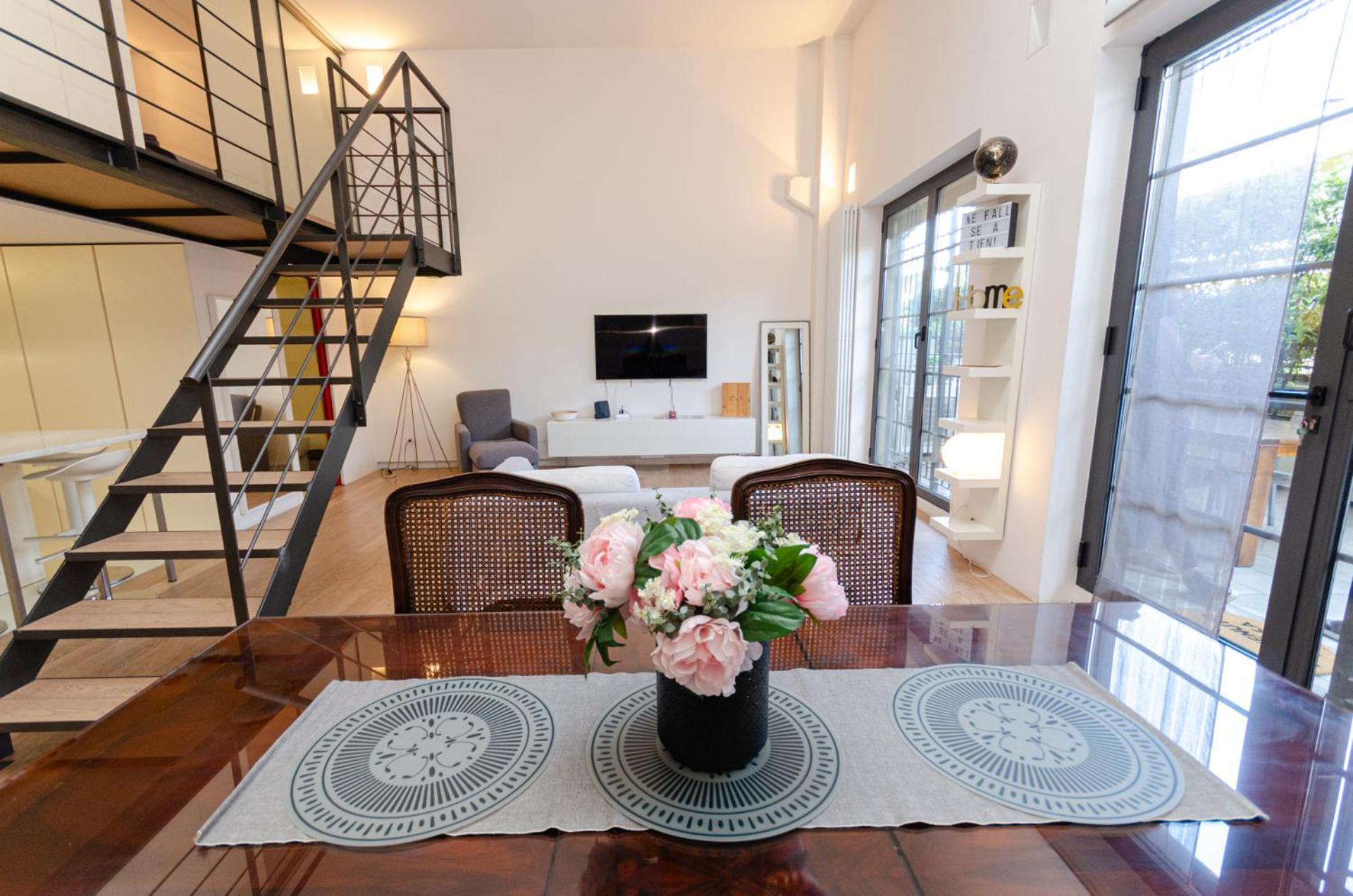 Vivimihome Loft Su Due Livelli Con Terrazzo Mailand Exterior foto